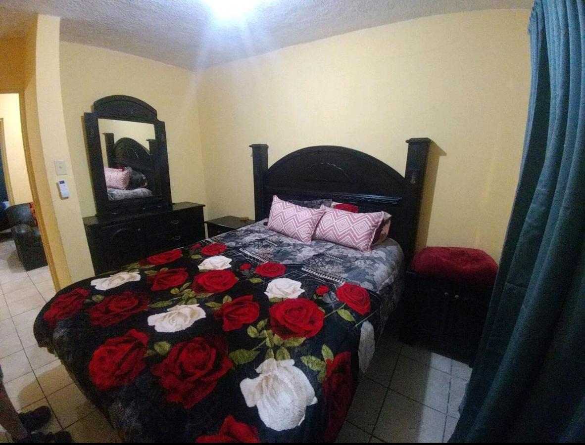 Casa Vicky Alojamiento Para Vacaciones Y Tramites Consulares Ciudad Juárez Buitenkant foto