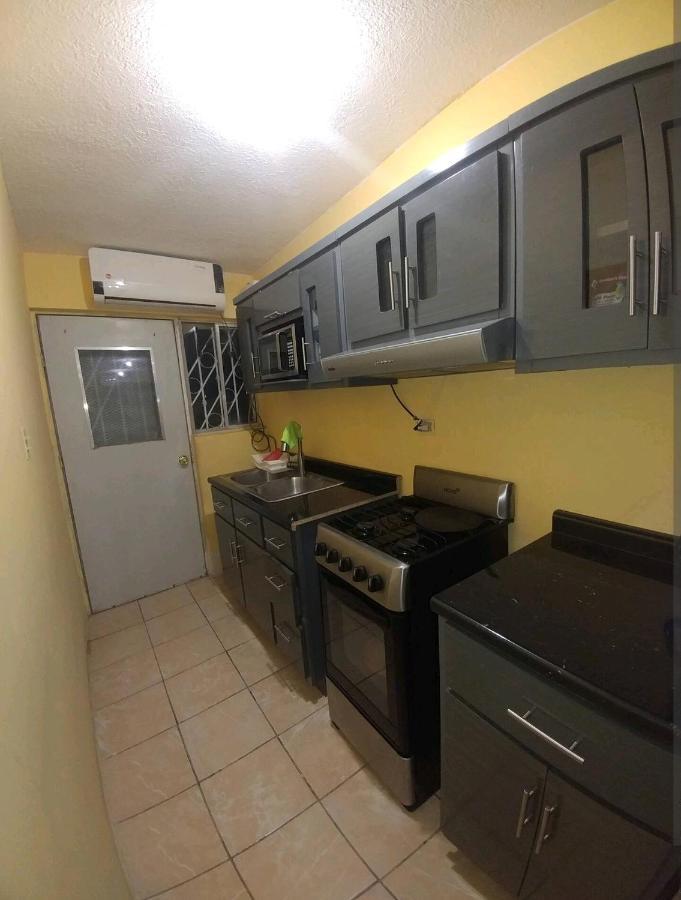 Casa Vicky Alojamiento Para Vacaciones Y Tramites Consulares Ciudad Juárez Buitenkant foto